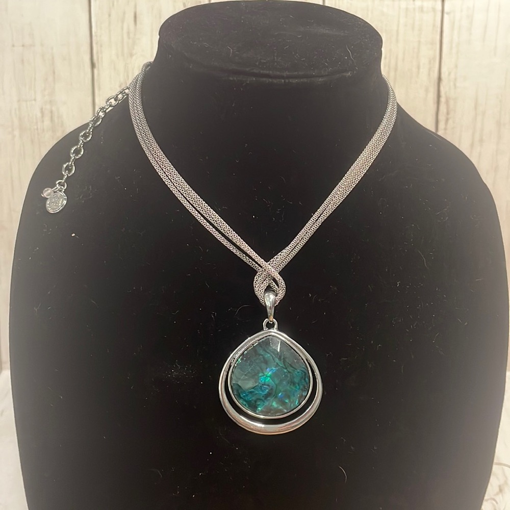 Silver Twist Green Pendant Necklace
